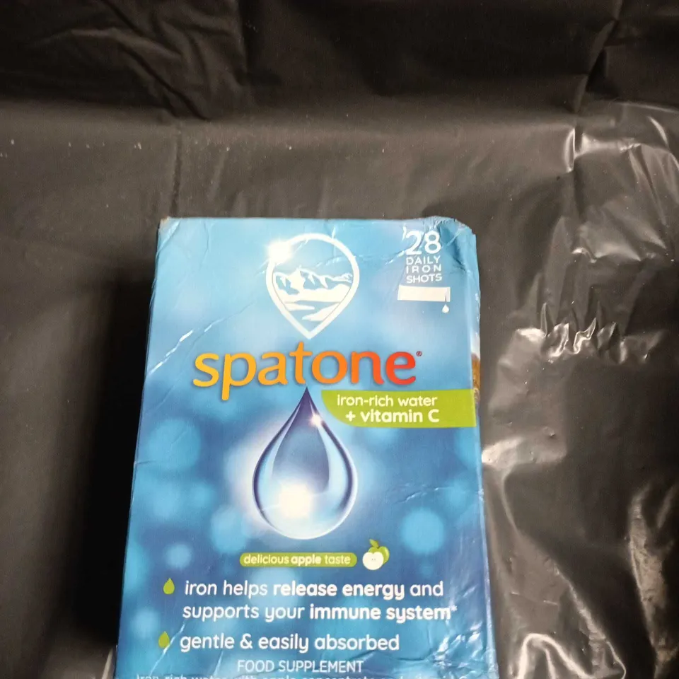 SPATONE IRON-RICH WATER + VITAMIN C SACHETS – 28 X 25ML (700ML TOTAL), APPLE FLAVOUR