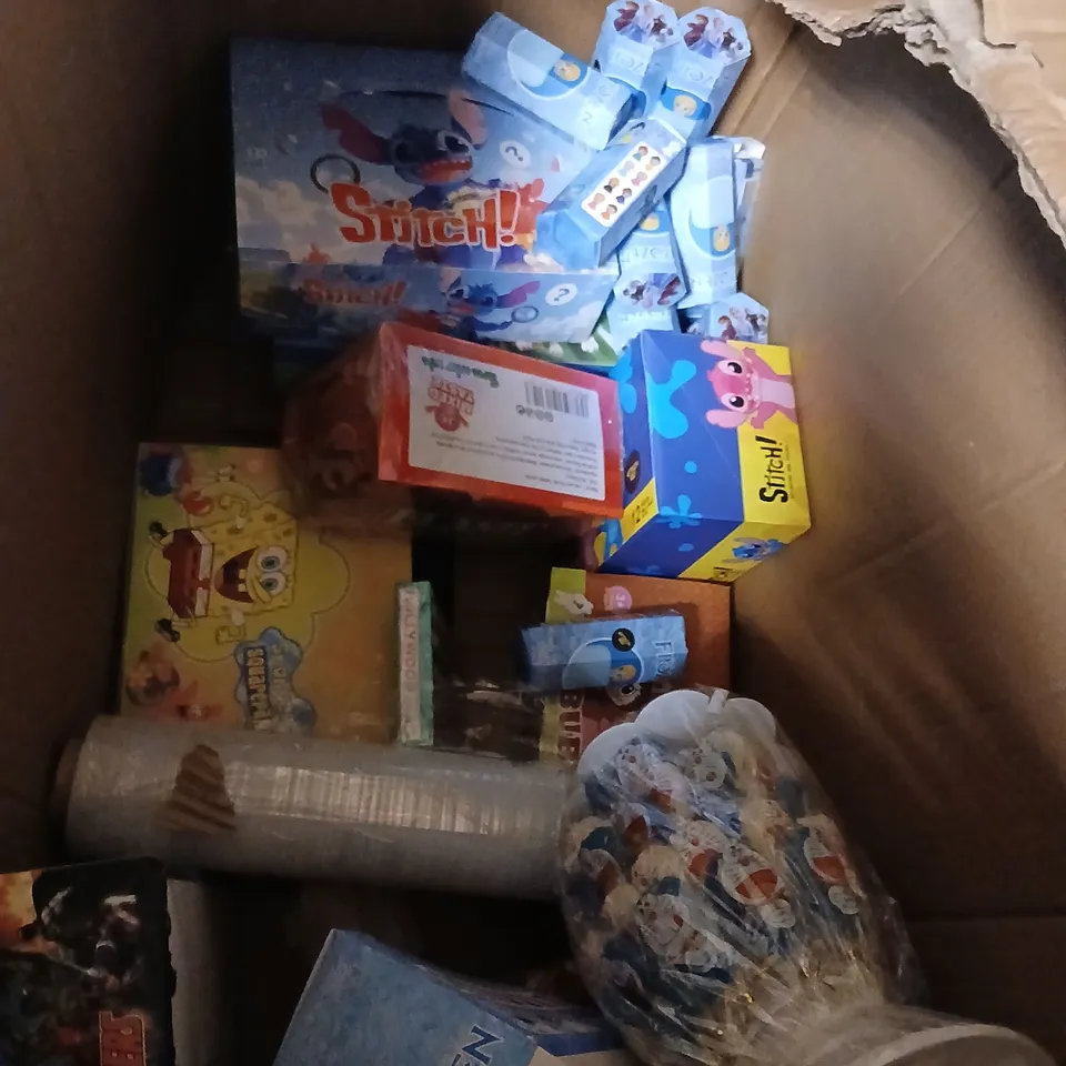 ASSORTED CHILDREN'S TOYS & PARTY FAVOURS AND PERISHABLES– MIXED CHARACTER BOXES 