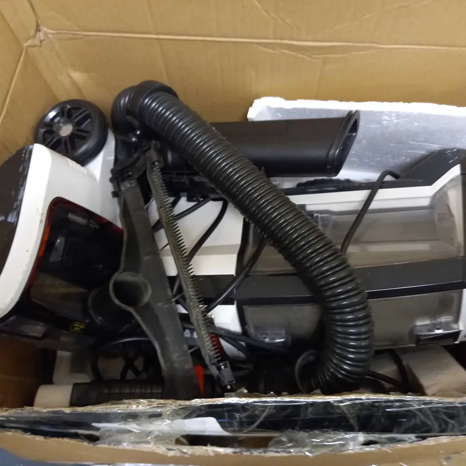SHARK CORDED UPRIGHT VACUUM CLEANER 