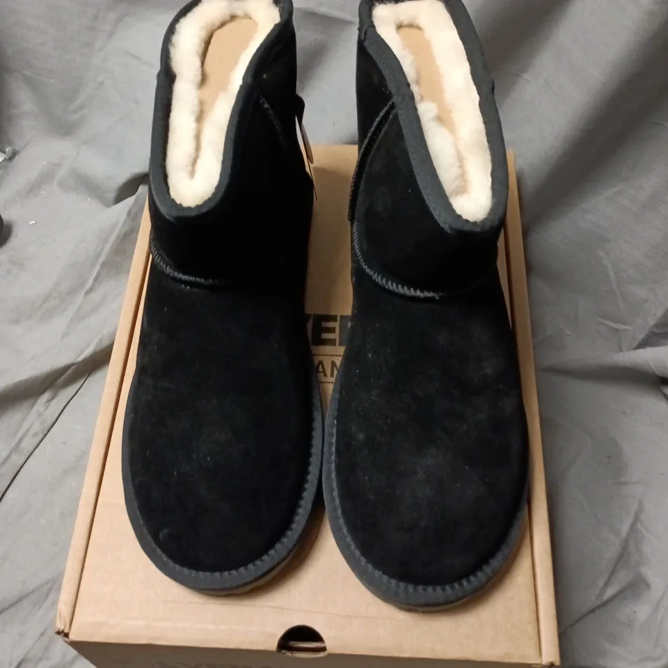 Everau Falcon Black Suede Winter Boots – UK 9 (EU 43)