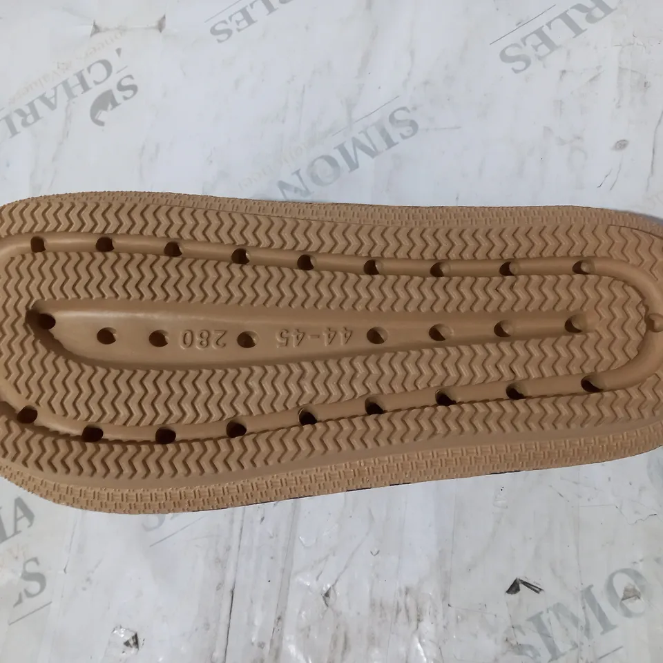 TAN LEOPARD PRINT PLASTIC SLIPPERS SIZE 44