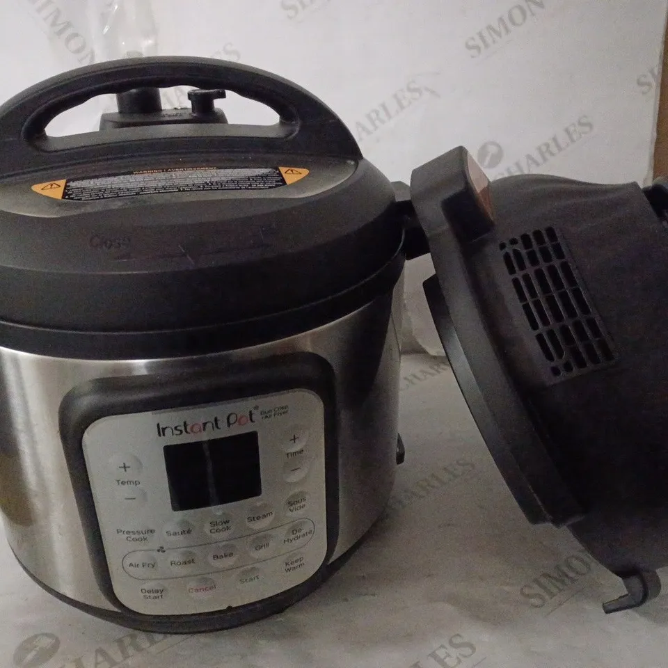INSTANT POT DUO CRISP AIR FRYER MULTICOOKER