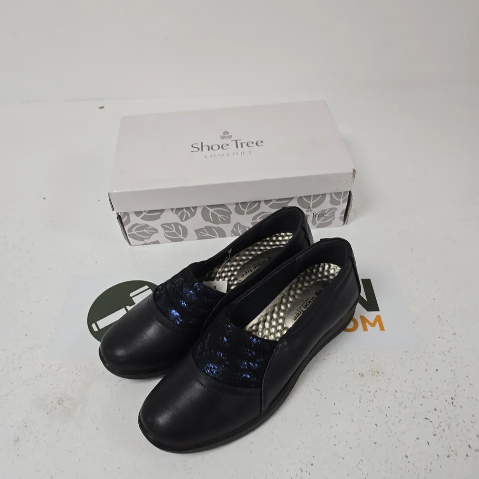 SHOE TREE COMFORT IRENE NAVY SHOES – UK SIZE 6