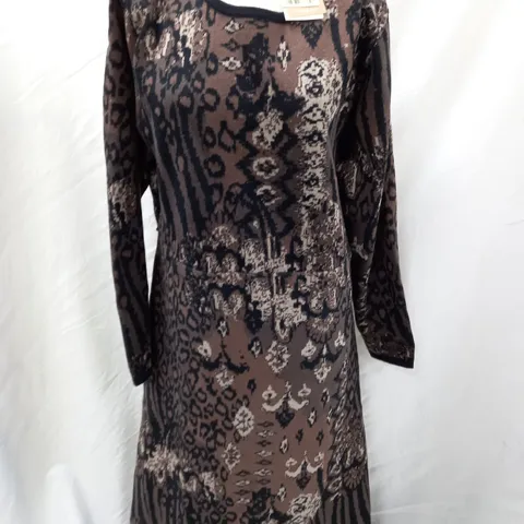 MONSOON JACQUARD DRESS IN BROWN - UK 20