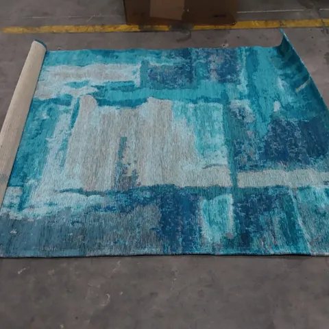 SMART HALI AQUA RUG // SIZE: 135 X 200cm