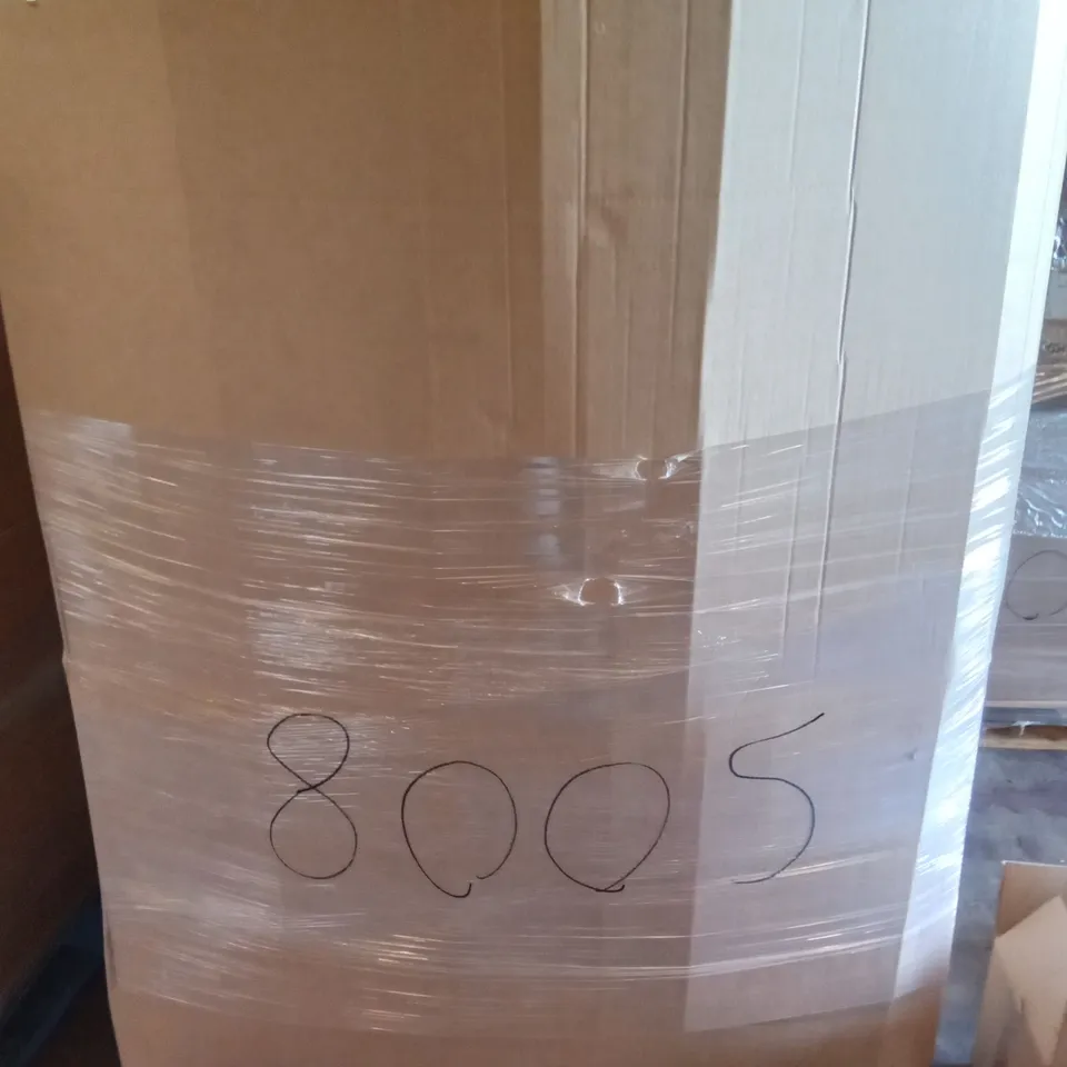 PALLET OF ASSORTED ITEMS INCLUDING KIDS ASTRONAUT COSTUME WITH HELMET, MOVTOTOP PROTECTIVE GEAR SET, KIDS BIKE HELMET, KIDS EQUESTRIAN HELMET