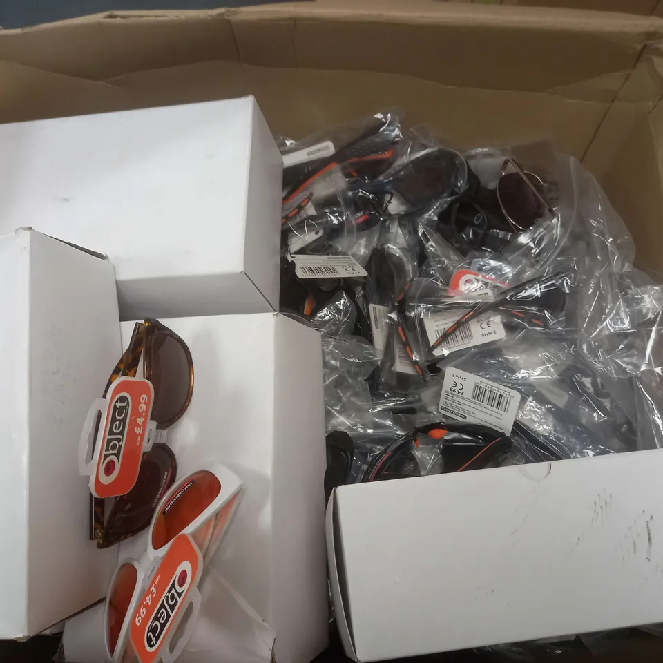 BOX OF APROX 100 SUN GLASSES IN VERSUS DESIGN AND COLOR