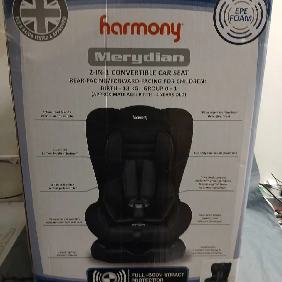 BOXED HARMONY MERYDIAN 2-IN-1 CONVERTIBLE CAR SEAT