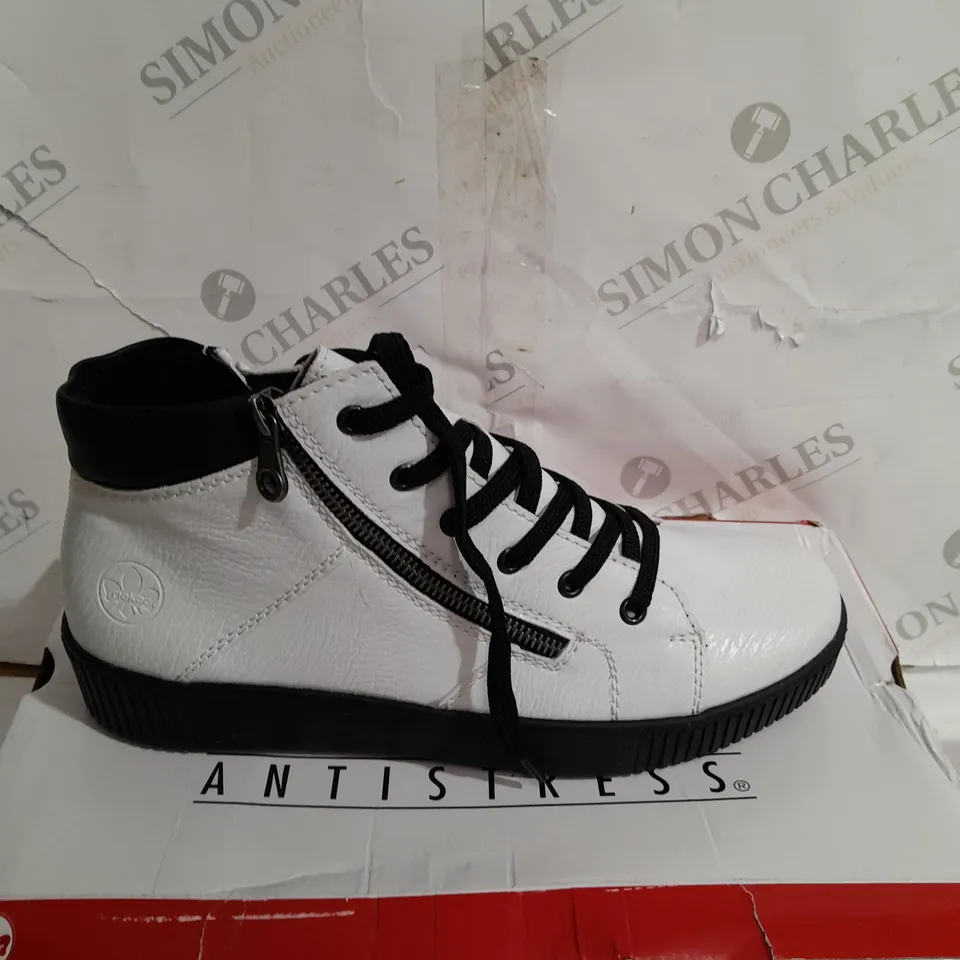 BOXED PAIR OF RIEKER HIGH TOP CUFFED TRAINERS WHITE SIZE 8