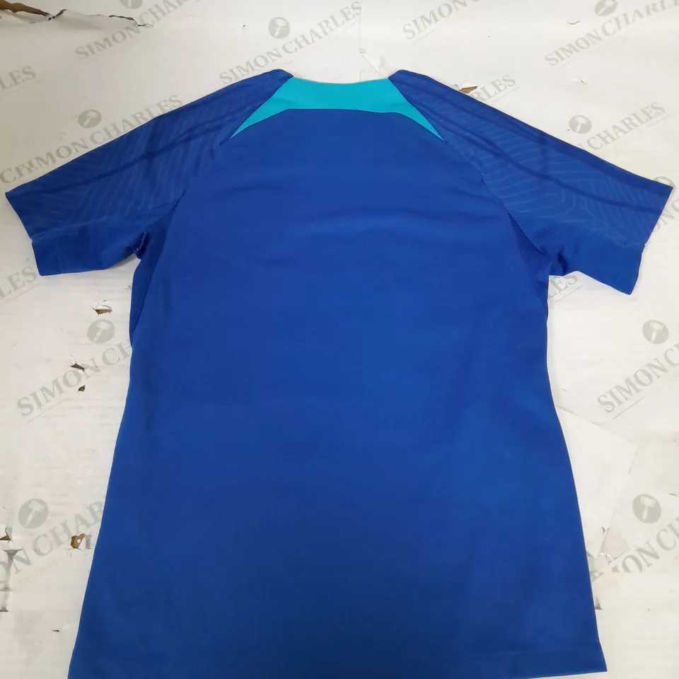 ENGLAND FC AWAY SHIRT SIZE L