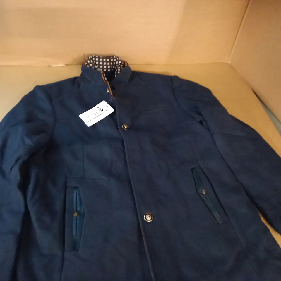HANDSOME DANS NAVY COAT - L