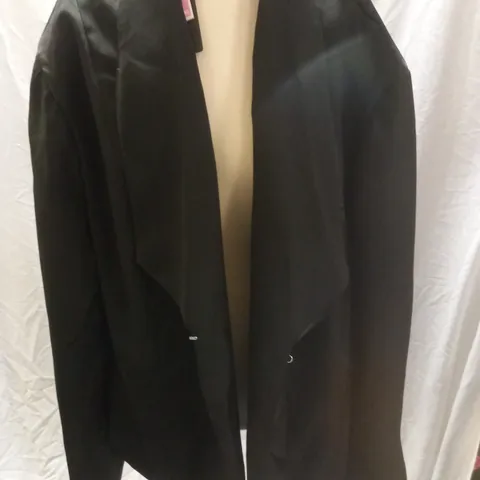 PRETTYLITTLETHING AVANI PLUS SUIT JACKET, BLACK - SIZE 28