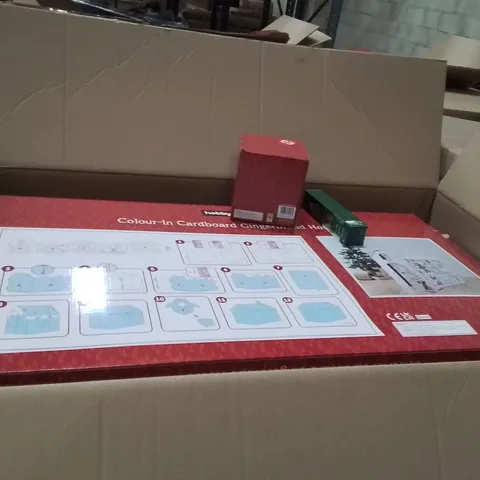 PALLET CONTAINING A LARGE QUANTITY OF ASSORTED CHRISTMAS DECORATIONS AND PRODUCTS TO INCLUDE;COLOUR IN CARDBOARD GINGERBREAD,PERFUME DIFFUSER,SNOWGLOBE