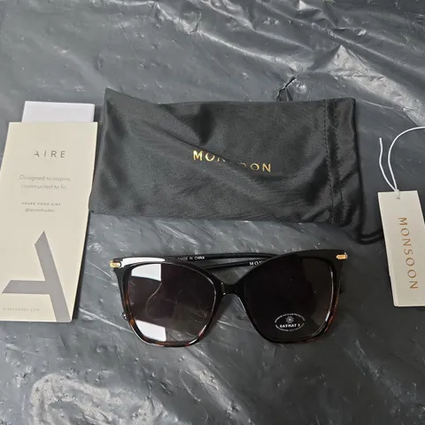MONSOON AIRE CERES DARK TORT SUNGLASSES - DARK BROWN
