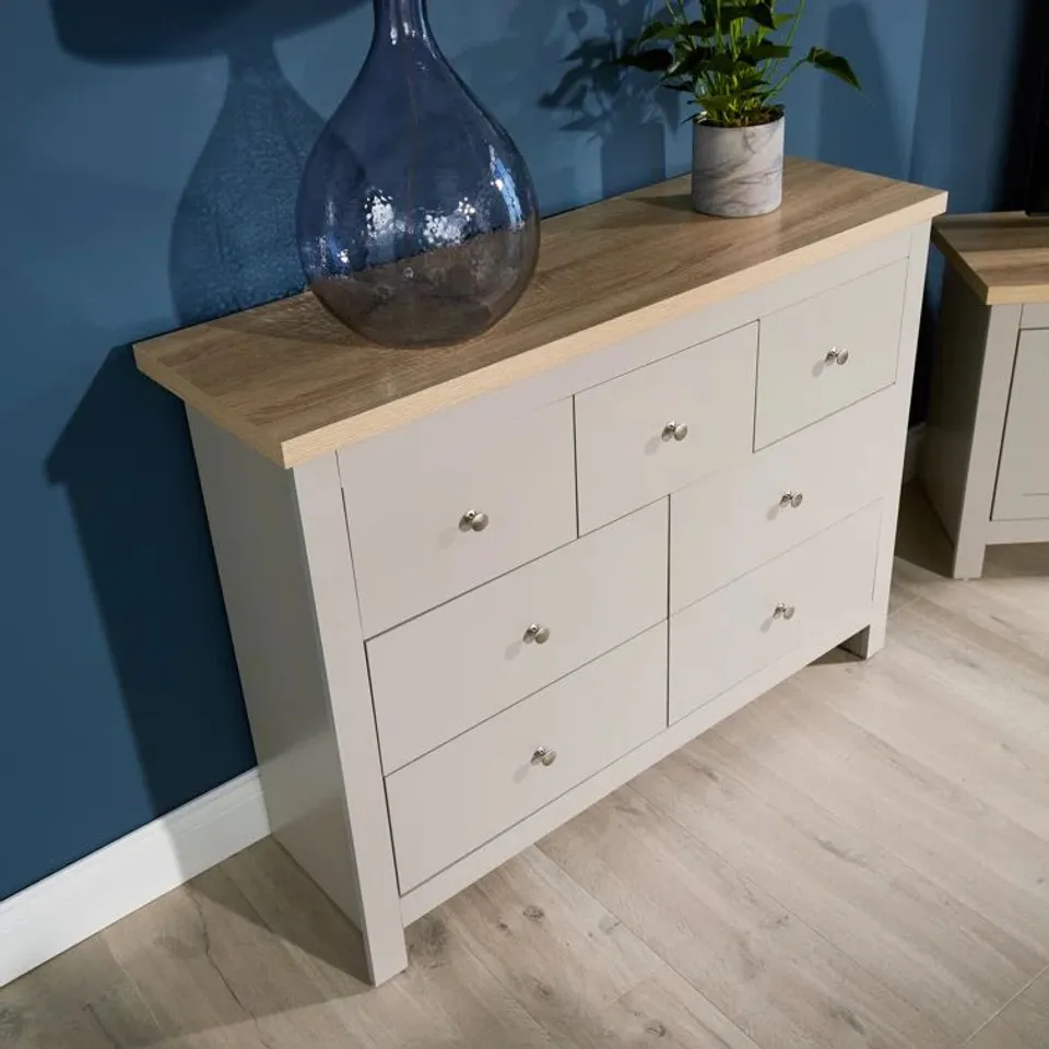BOXED ABRAMSON 7 DRAWER CHEST OF DRAWERS (2 BOXES)