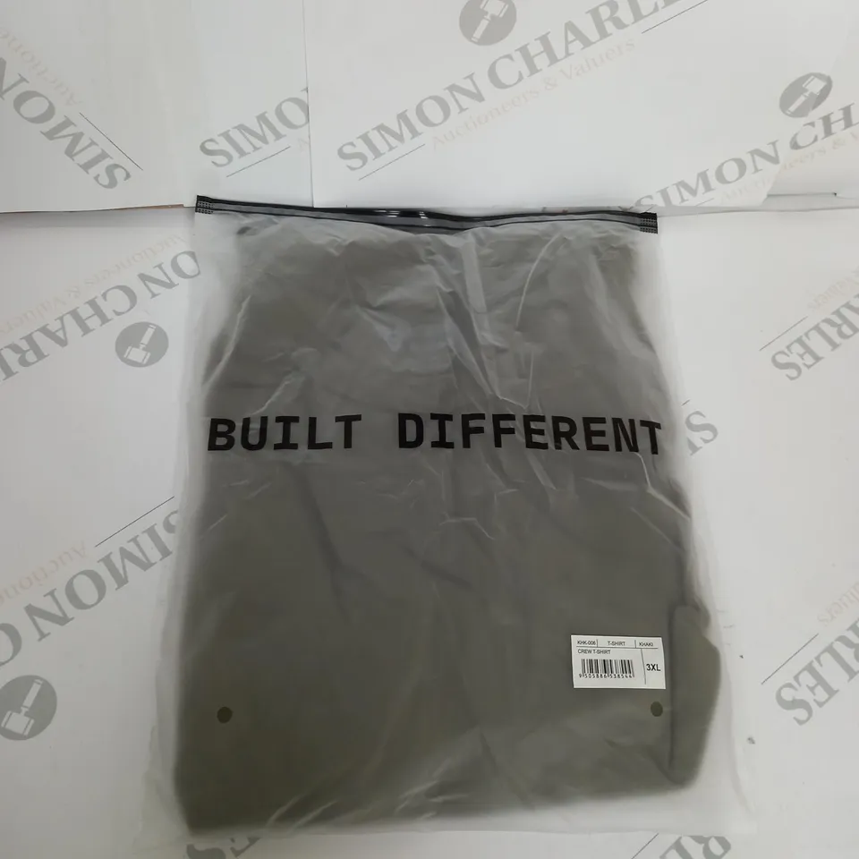BAGGED BUILT DIFFERENT CREW NECK T-SHIRT SIZE 3XL