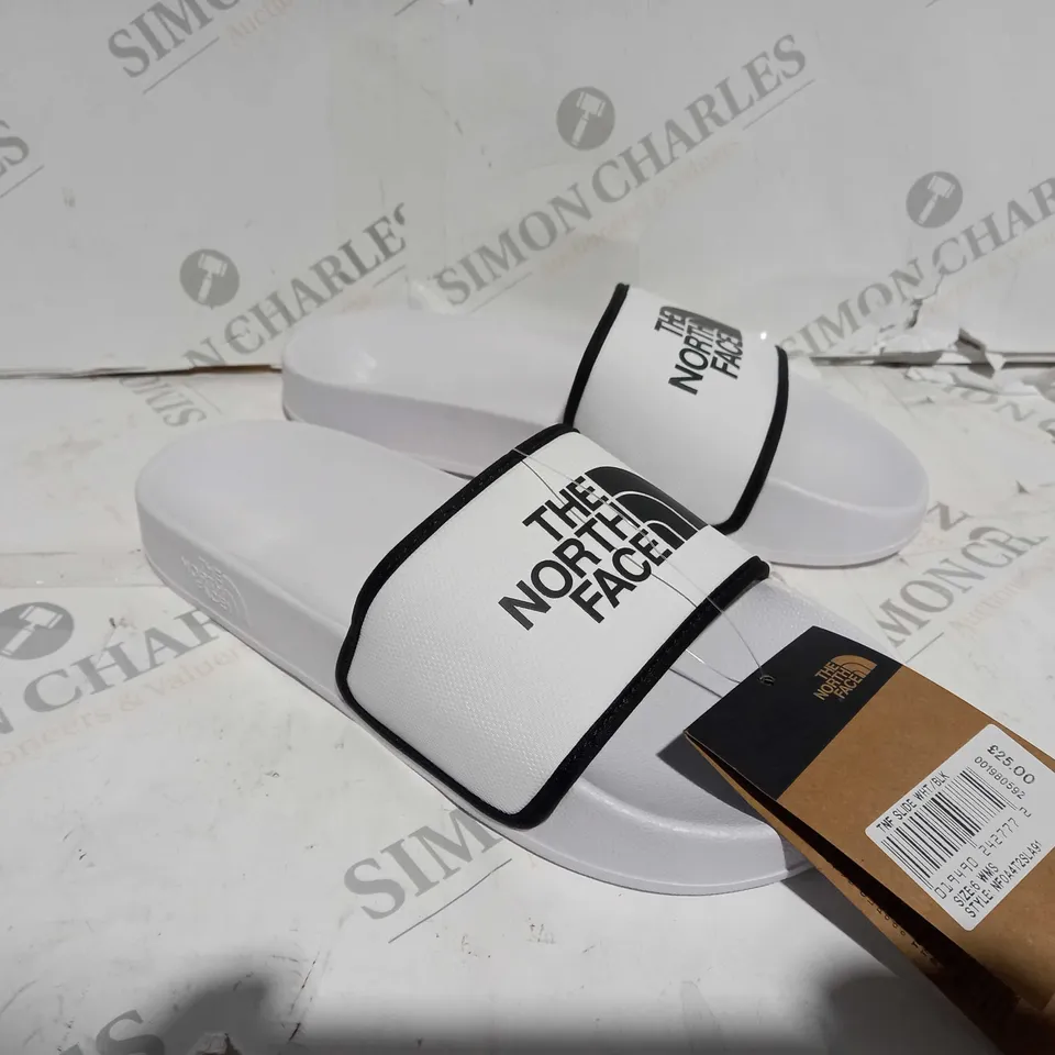 THE NORTH FACE BLACK & WHITE SLIDERS - SIZE 6