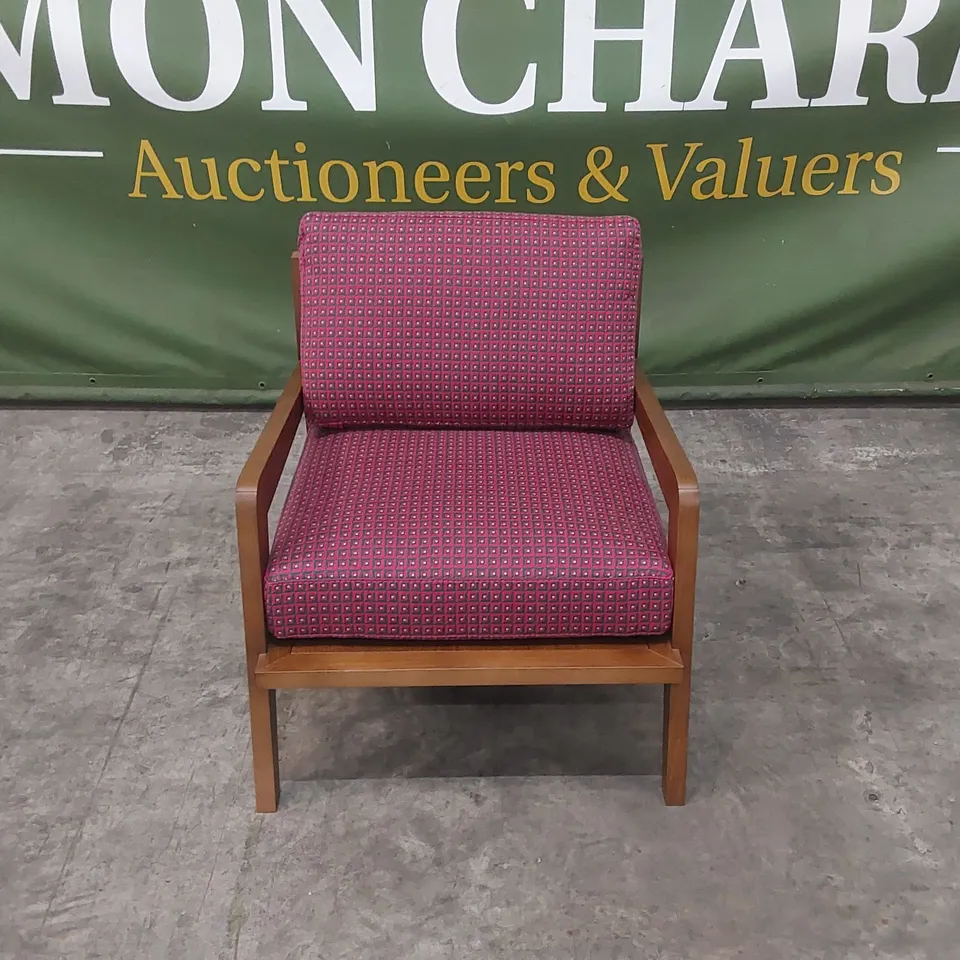 QUALITY DESIGNER ITALIAN MADE NAMY LITTLE ARMCHAIR 