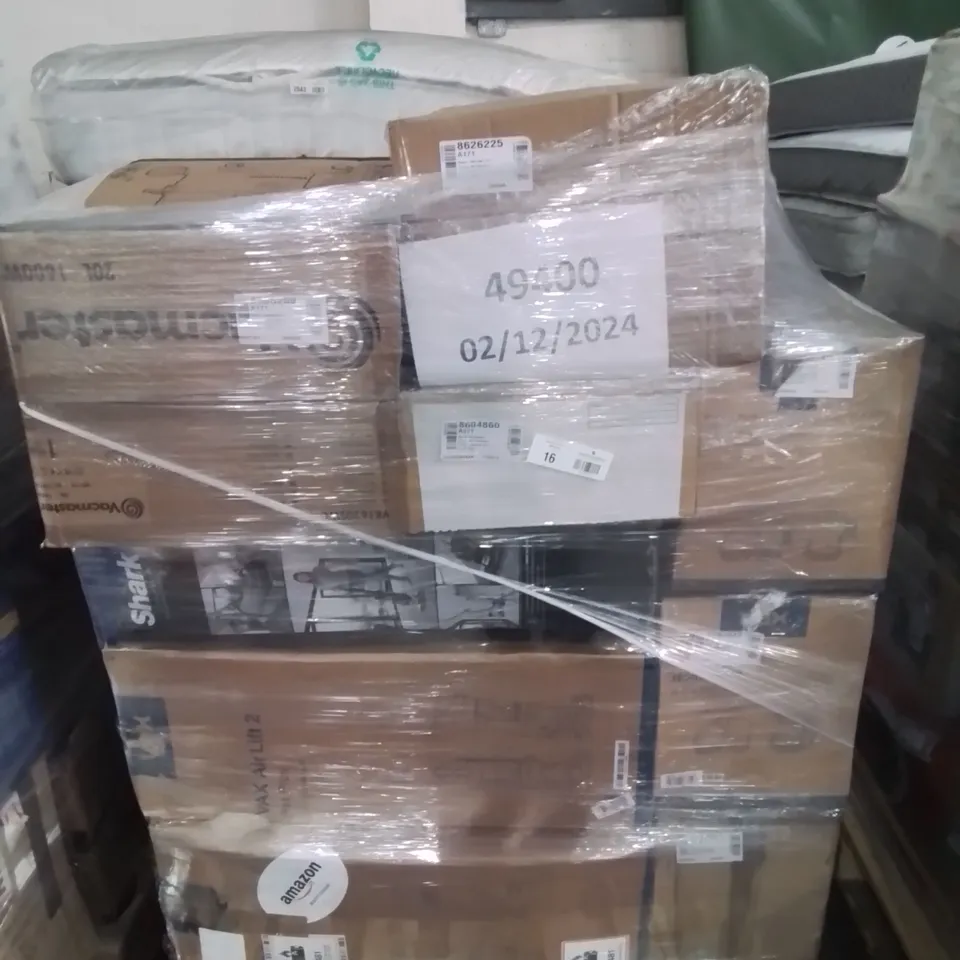 PALLET OF APPROXIMATELY 21 UNPROCESSED RAW RETURN HOUSEHOLD AND ELECTRICAL GOODS TO INCLUDE;