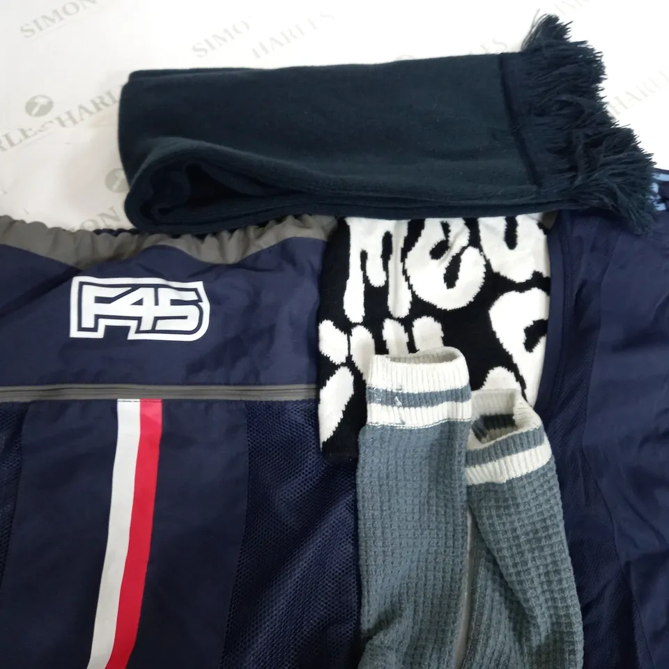 BOX OF APPROXIMATELY 25 ASSORTED CLOTHING ITEMS TO INCUDE - SOCKS , SCRAF , BAG ETC