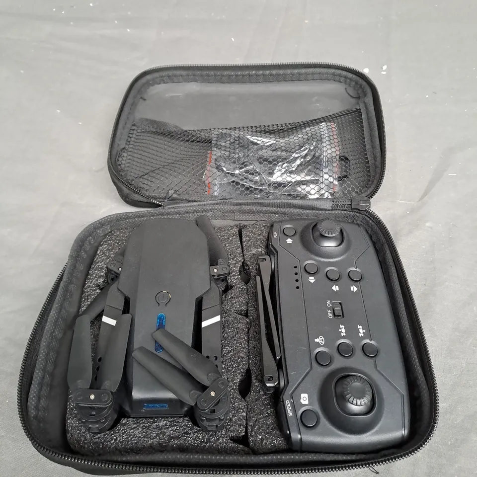 FOLDING DRONE WITH CASE