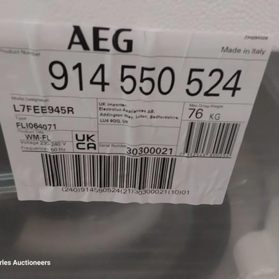 AEG PRO STEAM 9KG FREESTANDING WASHING MACHINE MODEL L7FEE945R RRP £750