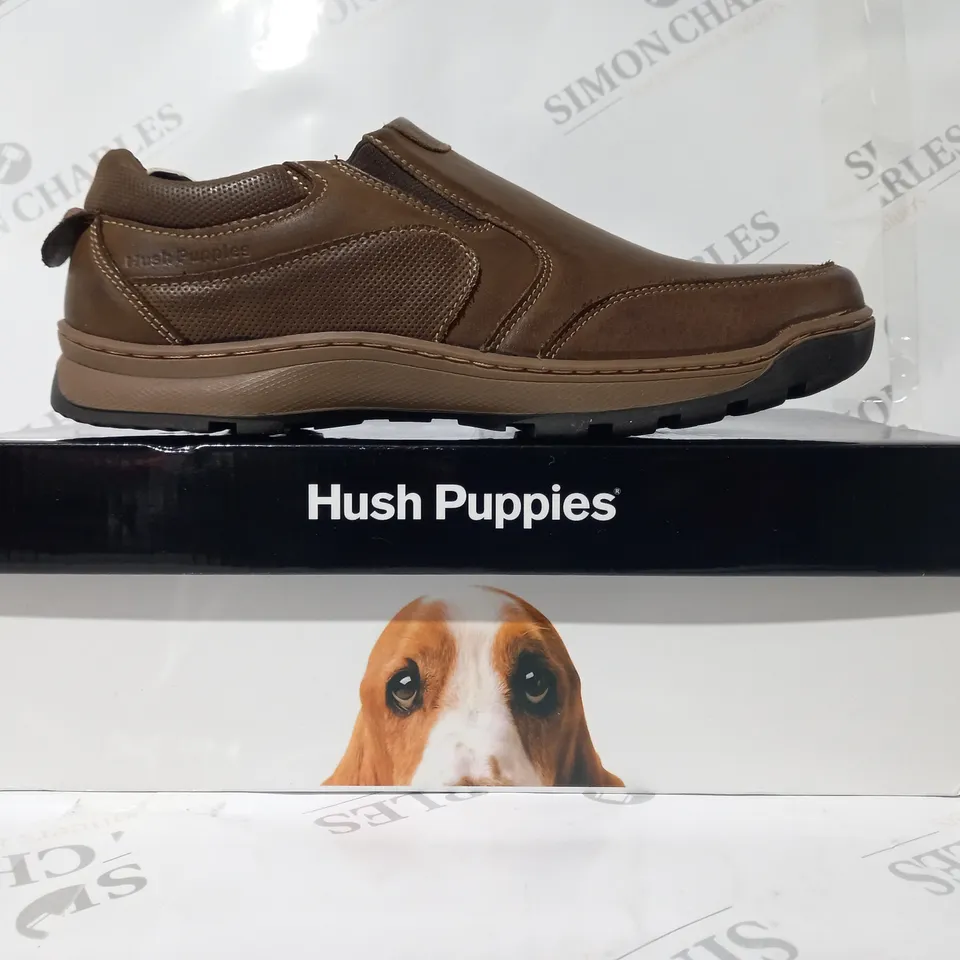 BOXED PAIR OF HUSH PUPPIES JASPER SHOES IN BROWN UK SIZE 8