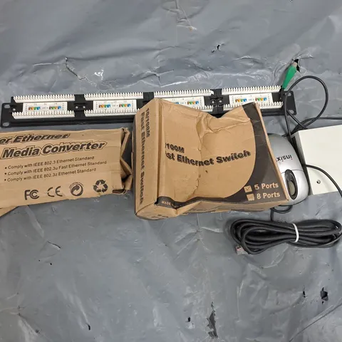 APPROXIMATELY 12 ASSORTED ELECTRICAL ITEMS TO INCLUDE FAST ETHERNET SWITCH, WIRED MOUSE, FIBER ETHERNET MEDIA CONVERTER, ETC - COLLECTION ONLY