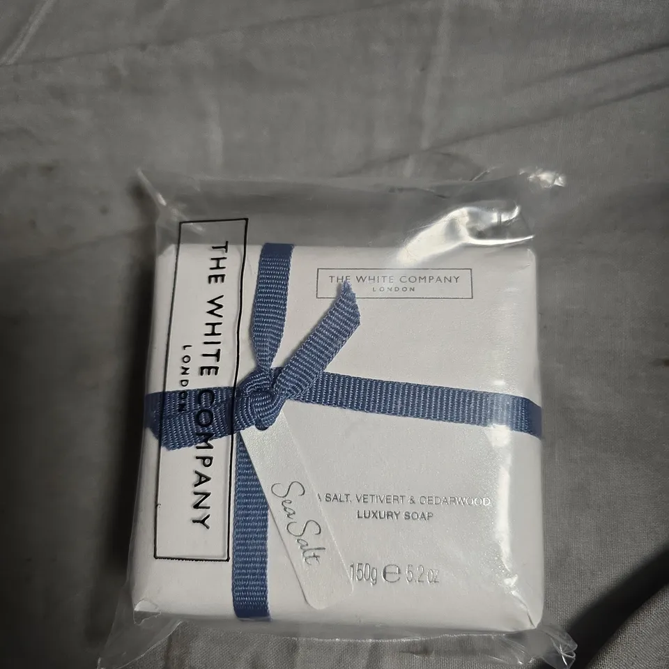 THE WHITE COMPANY LUXURY SOAP – SEA SALT, VETIVER & CEDARWOOD, 150G