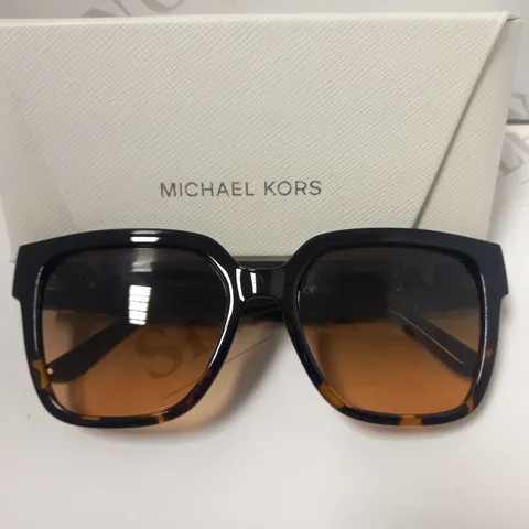 MICHAEL KORS KARLIE SQUARE SUNGLASSES