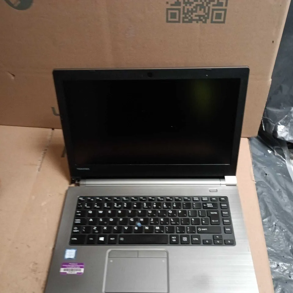 UNBOXED TOSHIBA TECRA A40-C LAPTOP – I5-6200U, 12GB RAM, 256GB SSD, 14-INCH DISPLAY (BOXED)