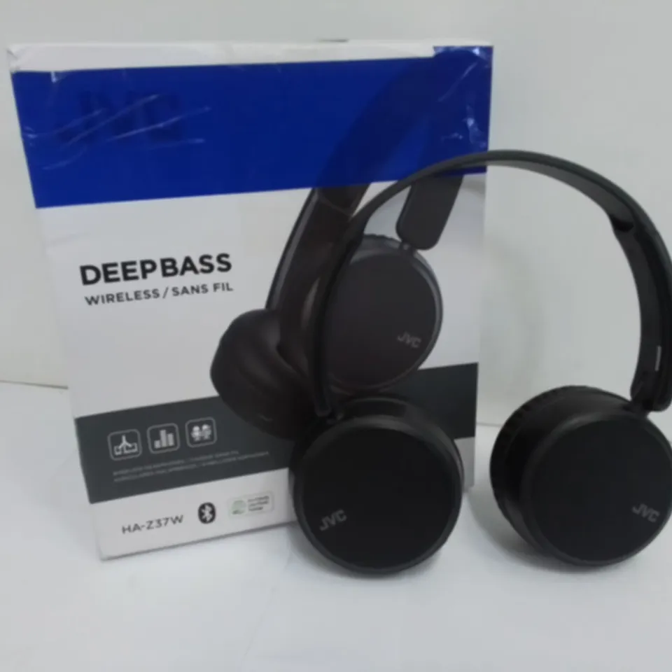 BOXED JVC HEADPHONES