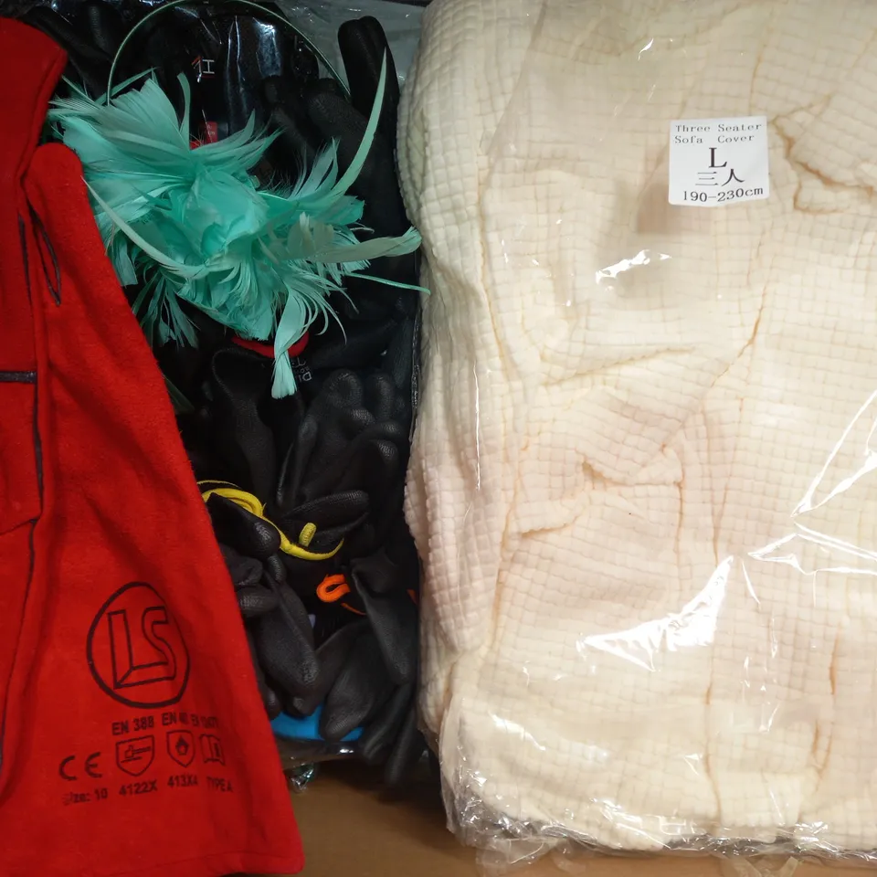 BOX OF APPROXIMATELY 20 ASSORTED HOUSEHOLD ITEMS TO INCLUDE SOFA COVER, COFFEE TIN, PROTECTIVE GLOVES, ETC