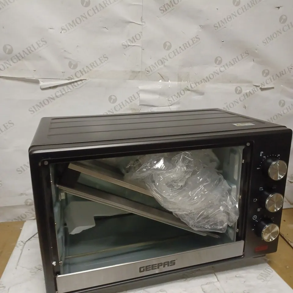 GEEPAS ELECTRIC OVEN