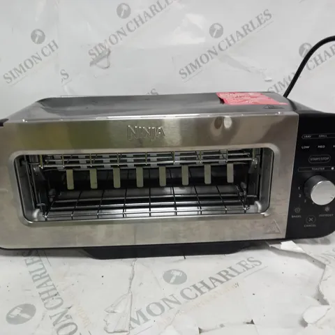 BOXED NINJA 2 IN 1 TOASTER & GRILL ST100UK