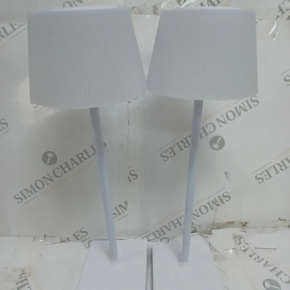 SFIXX SET OF 2 INDOOR OUTDOOR TOUCH TABLE LIGHTS - WHITE