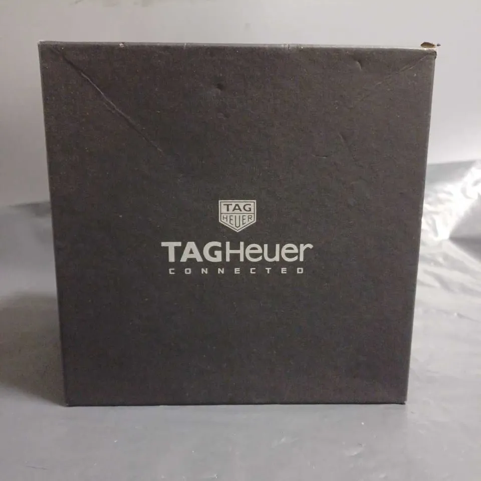 BOXED TAG HEUER MEN'S CONNECTED MODULAR 45 SMART WATCH WITH RUBBER STRAP