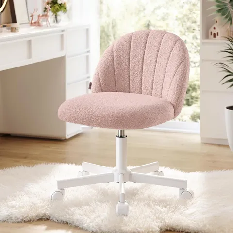 BOXED SONGMICS OFFICE CHAIR, HEIGHT ADJUSTABLE, TEDDY FLEECE, FOAM PADDED, JELLY PINK