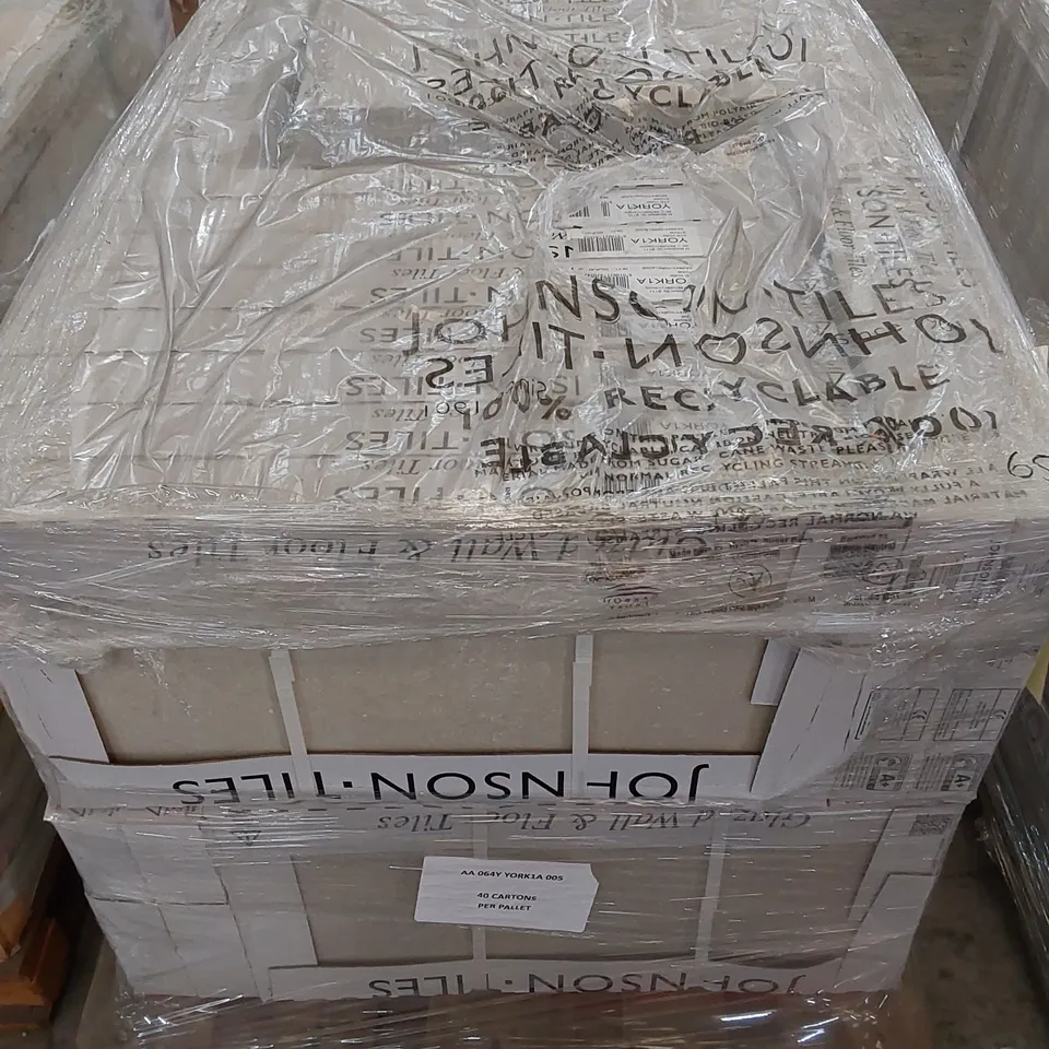 PALLET CONTAINING 40 CARTONS OF JOHNSONS  CTD YORK STONE TILES - 5 PER PACK / 597X297X10MM