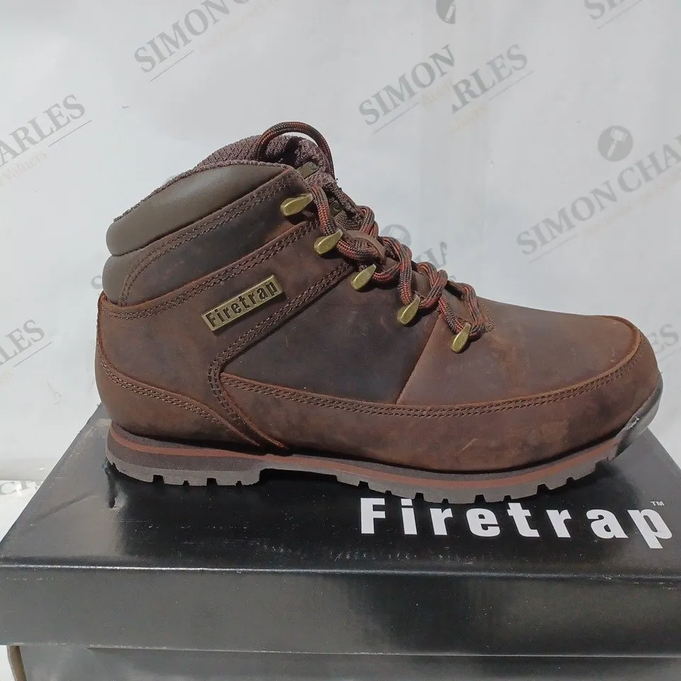 BOXED FIRE TRAP MENS RHINO BOOTS - SIZE 9