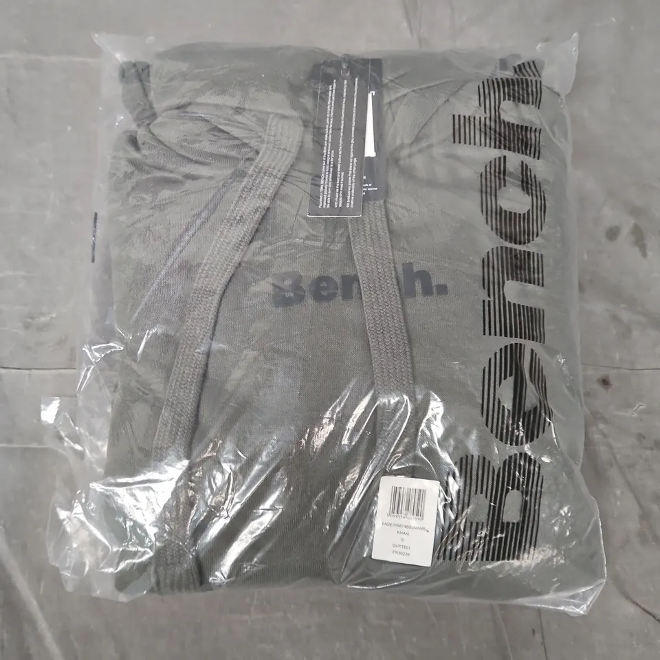 BAGGED BENCH GUTTEL TRACKSUIT IN GREEN - SMALL