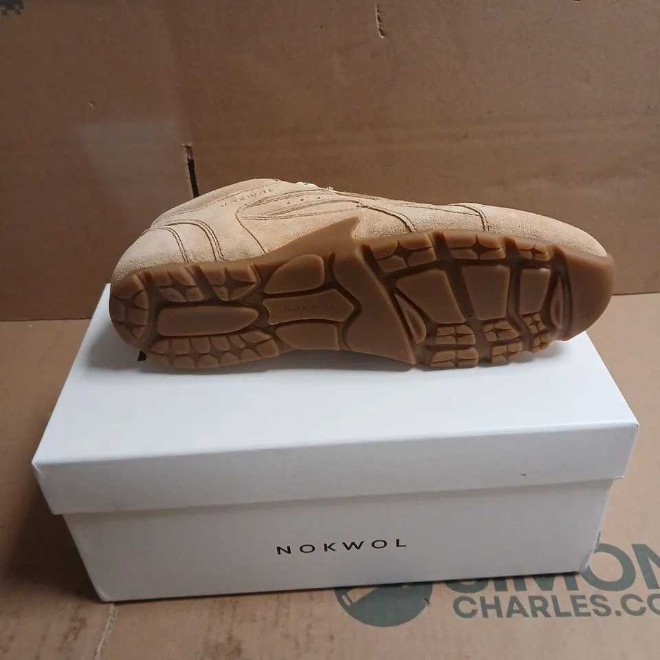 NOKWOL ATLAS BEIGE SUEDE BOXED SIZE 5.5