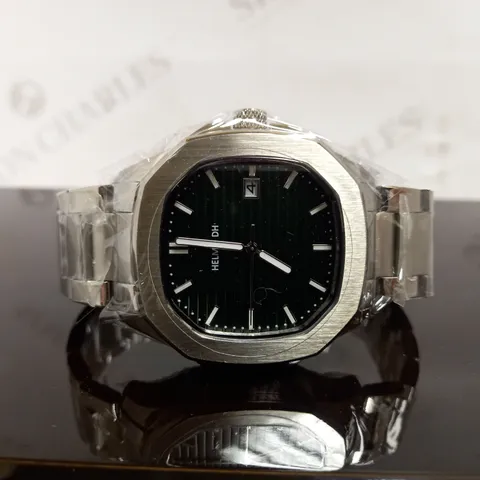 HELMA DH EMERALD GREEN BRACELET STRAP WRISTWATCH