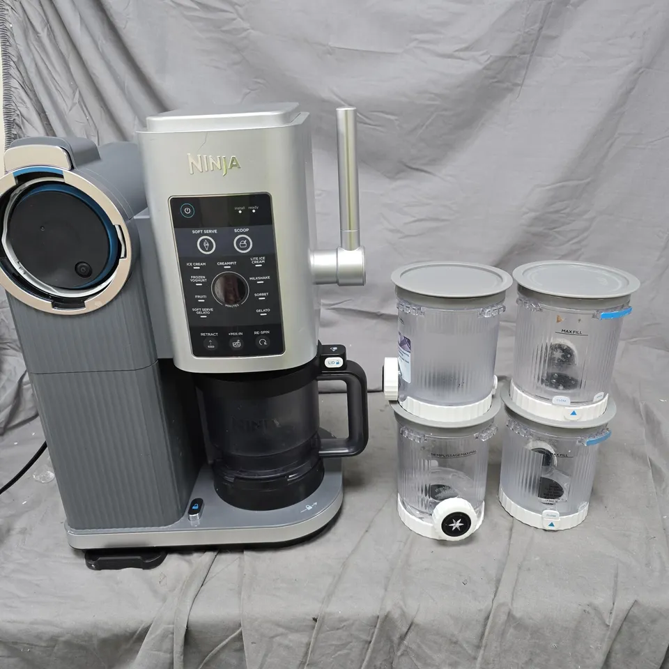 NINJA CREAMI AND 4 JARS – KITCHEN APPLIANCE