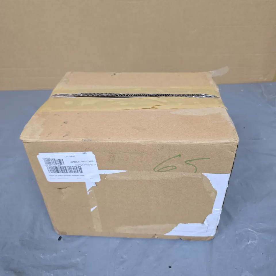 FESTIVE ICE SKATER CHRISTMAS ANIMATED SCENE