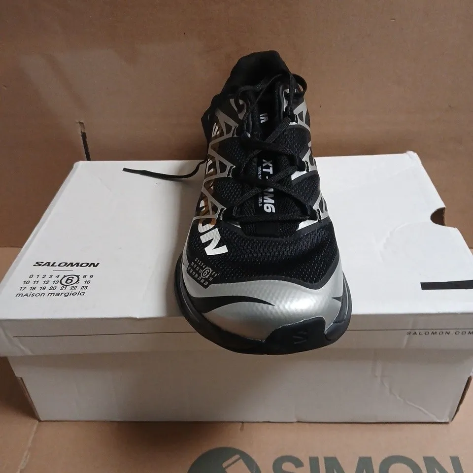 BOXED PAIR OF SALOMON XT-MM6 SNEAKERS – UK 9