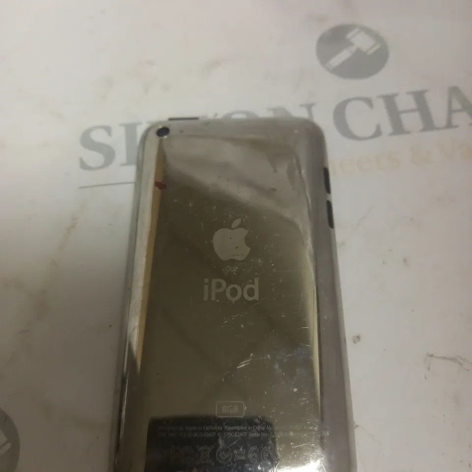 APPLE IPOD BLACK MODEL A1367