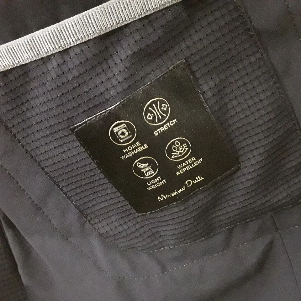 MASSIMO DUTTI BLACK SUIT JACKET - UK 46