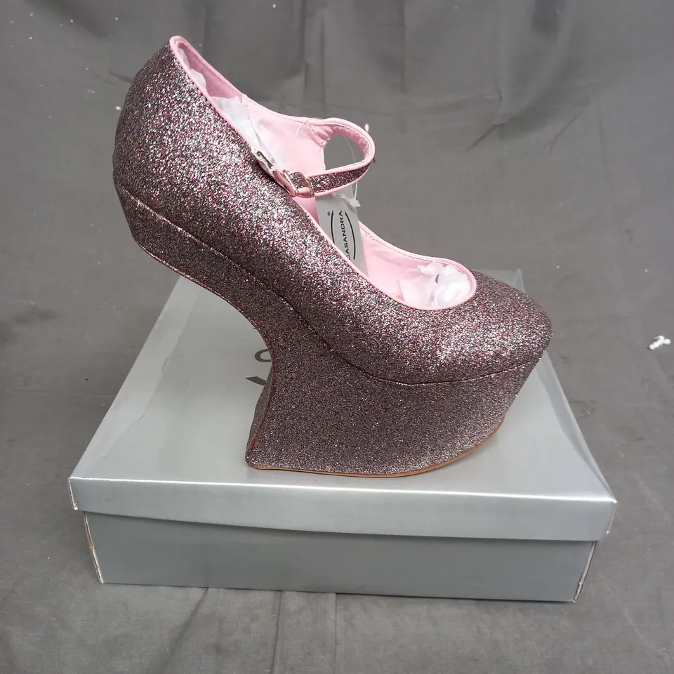 BOX OF APPOXIMATELY 14 BOXED MULTI GLITTER HIGH HEEL SHOES IN VARIOUS SIZES 