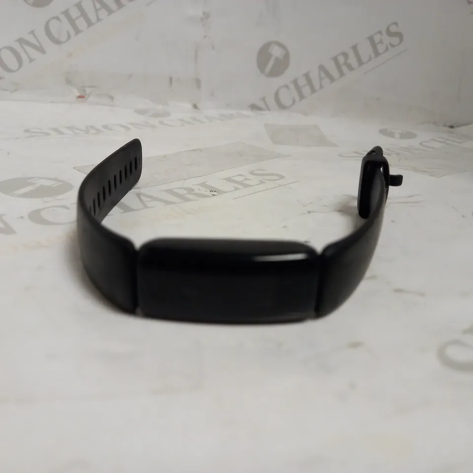 FITBIT HEALTH TRACKER
